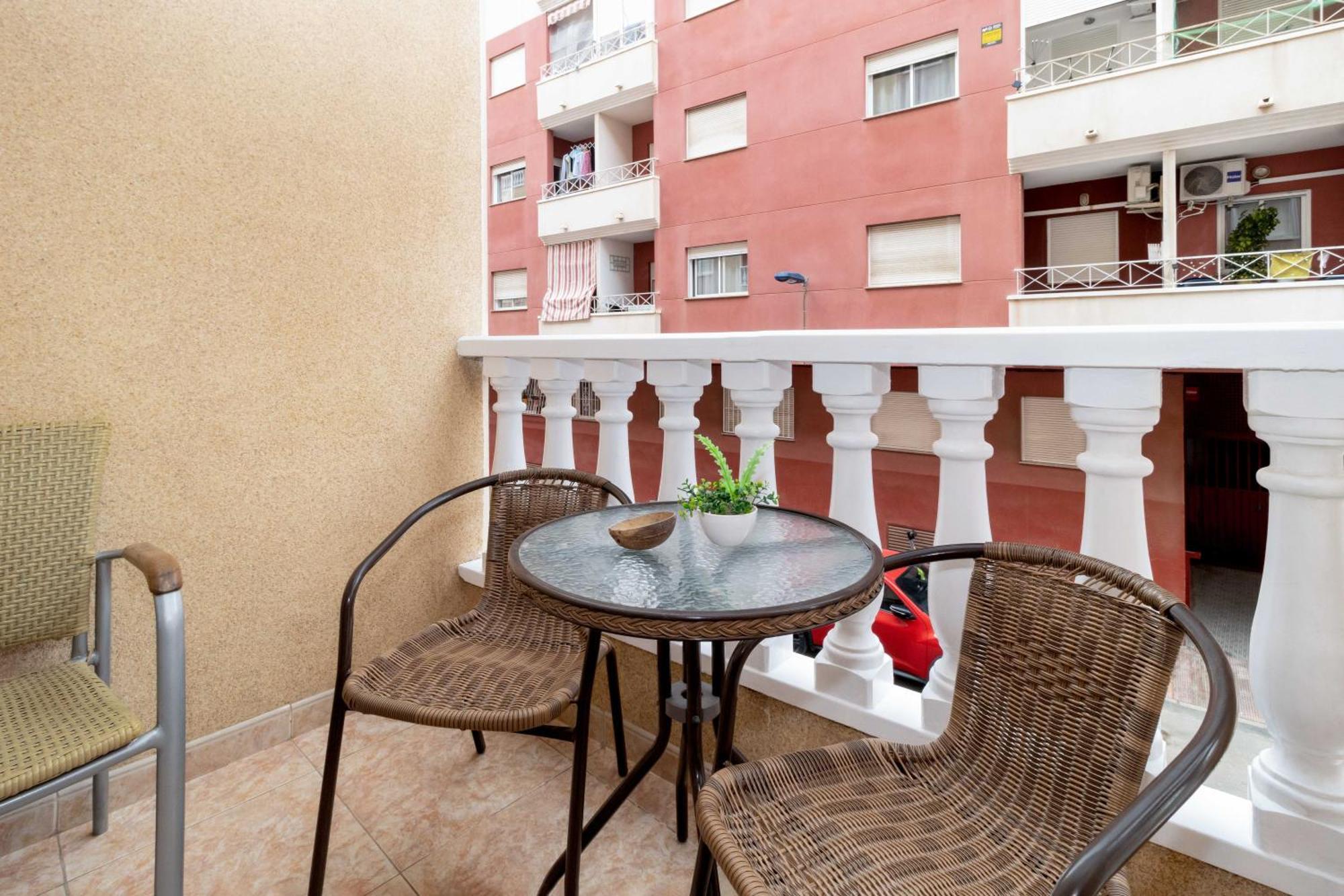 Jose Hurtado Apartamento Torrevieja Exterior photo