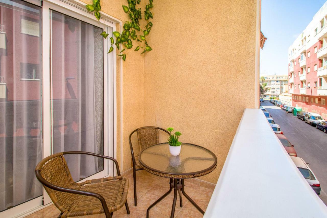 Jose Hurtado Apartamento Torrevieja Exterior photo